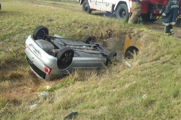 Alvear Un Muerto Tras Despiste Y Vuelco En Ruta 14 Corrientes Hoy