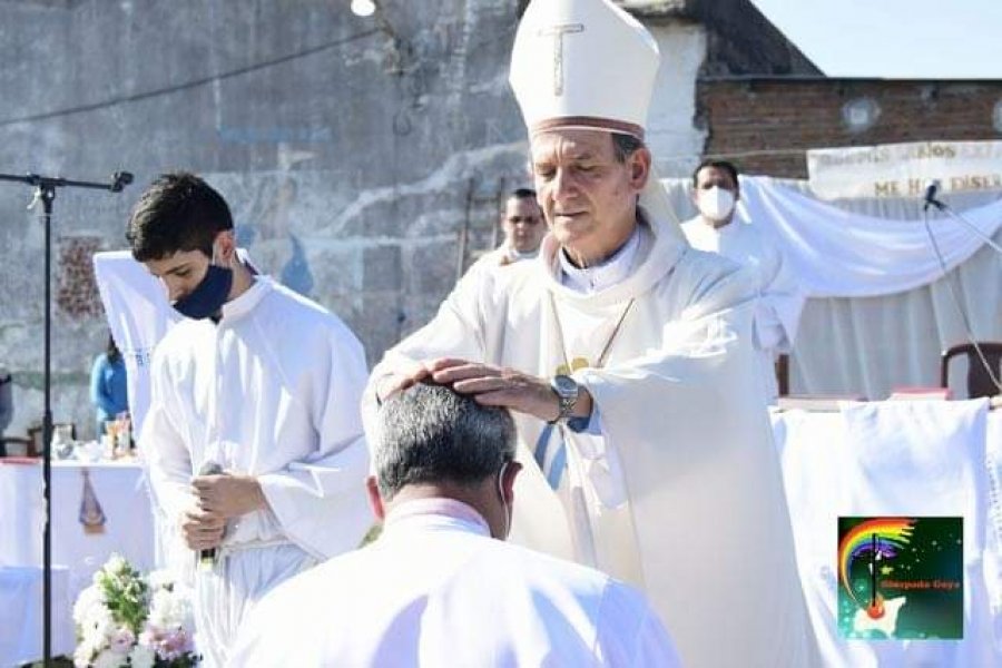 Monseñor Adolfo Canecin recordó la vocación de servicio en el día del