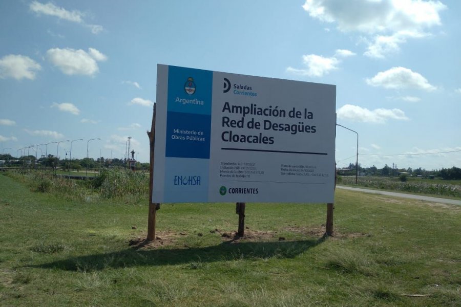 Corrientes otra vez desapareció un cartel de obra pública nacional