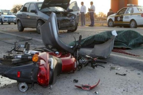 Corrientes: Joven motociclista falleció luego de chocar contra un auto en Ruta Provincial N° 43