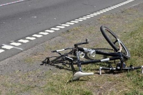 Un niño de 11 años que circulaba en bicicleta por la Ruta murió tras ser atropellado por un auto