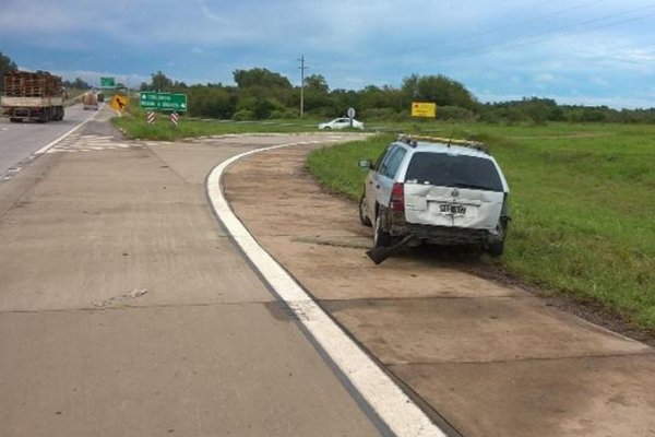 Una niña de Corrientes falleció tras despistarse el automóvil en el que viajaba junto con su familia