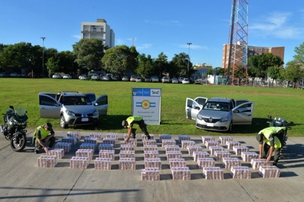 Corrientes: Gendarmería decomisó 1.250 cartones de cigarrillos ingresado ilegalmente al país