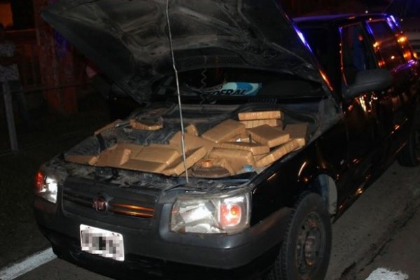 Puente Gral. Belgrano: Incautan 78 kg de marihuana oculta en un auto