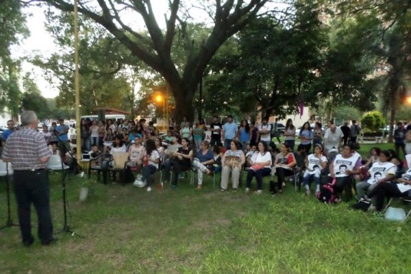 Amplia convocatoria en apoyo al paro de los docentes de la UNNE