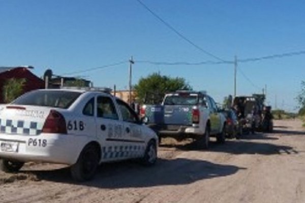 Barrio Villa Raquel: Roció con alcohol y quemó a su hijo drogadicto