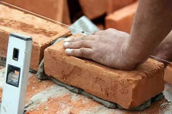 Oficial: La construcción se desploma al nivel más bajo en 14 años