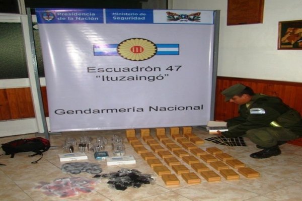 Gendarmería incautó celulares que ingresaron ilegalmente a Corrientes