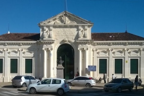 Se incendió una de las aulas del Colegio Nacional de la Ciudad