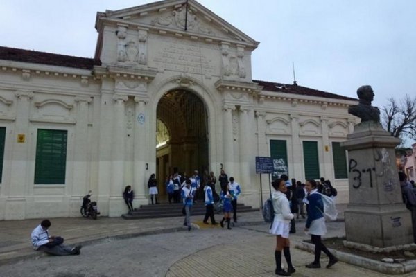 El incendio en el colegio San Martín fue intencional y el salón dañado quedará inhabilitado