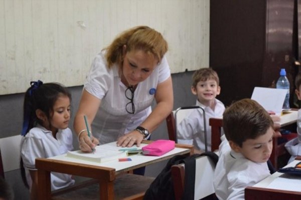 Los docentes de la provincia de Corrientes siguen teniendo uno de los sueldos más bajos del país