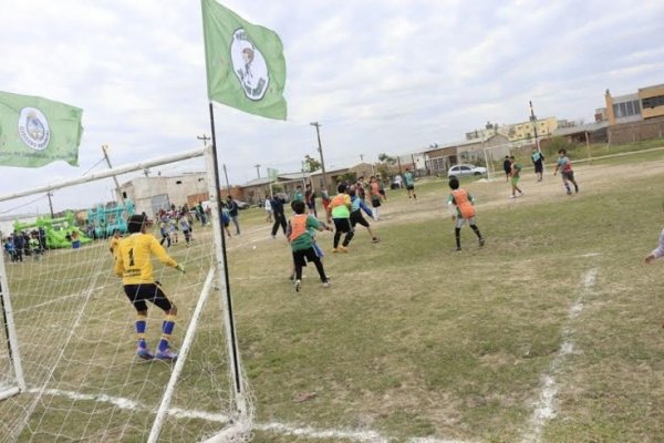 Los vecinos del Independencia dijeron sí a Potrero de los Gurises