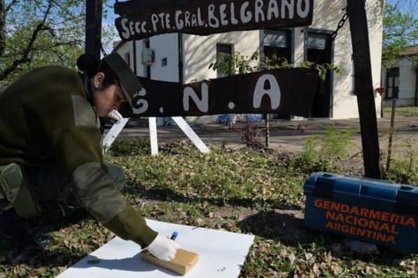 Puente Interprovincial: Demoraron a un menor con un ladrillo de marihuana pegado a su cuerpo