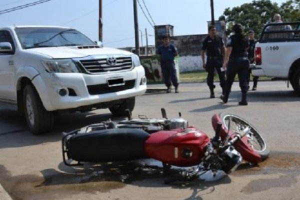 Un hombre persiguió y atropelló con su camioneta a un ladrón