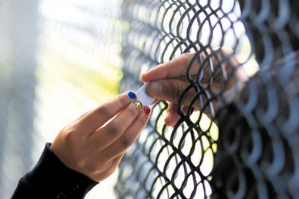 Preocupación por venta de droga en la puerta de las escuelas