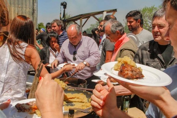 Ricardo Colombi estuvo presente en la feria gastronómica en Concepción