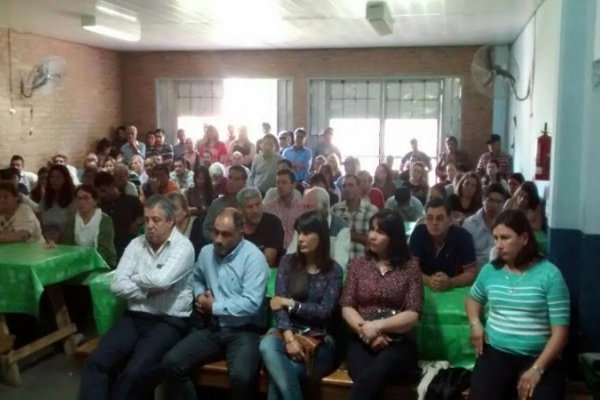 Ciudadanos de San Cayetano dicen no al Proyecto de Municipalización