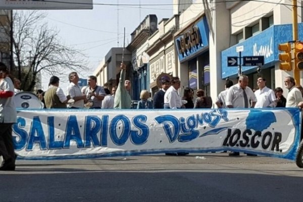 Un aumento salarial que podría disparar el malhumor general en los trabajadores correntinos