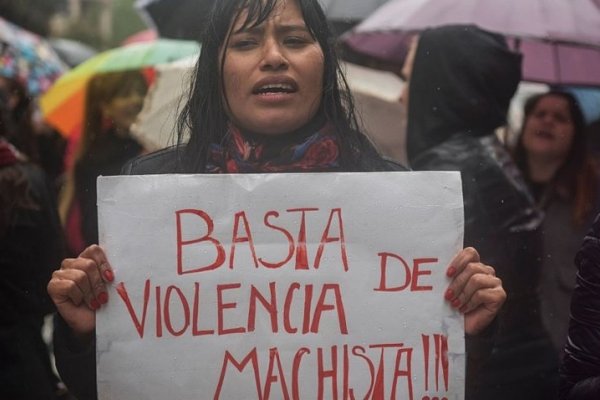 #NiUnaMenos: Miles de mujeres marcharon en el país contra la violencia de género