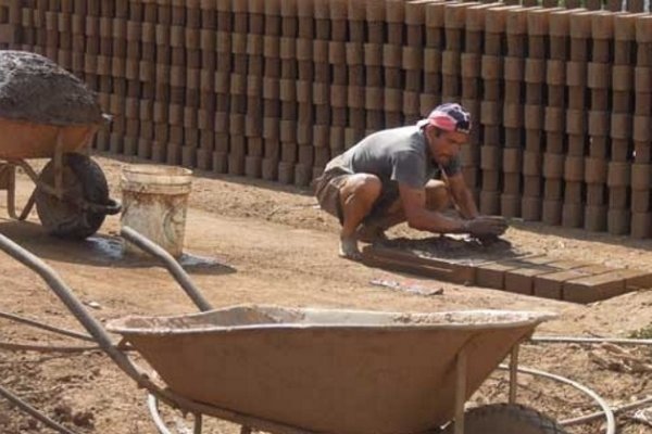 Corrientes: Ladrilleros piden ayuda económica y refuerzos alimentarios