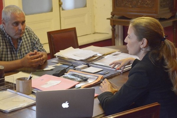 Ríos y funcionarios nacionales acordaron intervención con servicios, políticas sanitarias y sociales