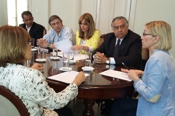 Facultad de Derecho y Cámara de Diputados firmaron convenio de cooperación