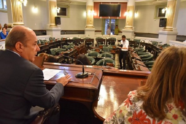 Corrientes: Cayó la sesión en el Senado y hubo cruces entre oficialismo y oposición