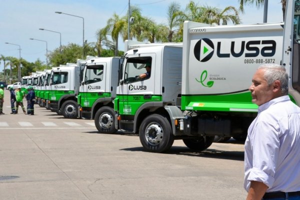 Nuevos camiones y equipos para la recolección de residuos