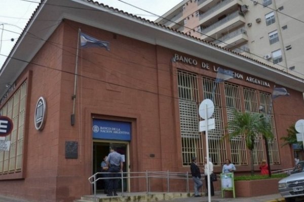 Bancarios anunciaron paro de actividades para el jueves y viernes