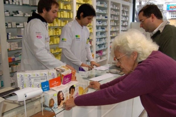 Desde este miércoles, farmacias dejarán de brindar prestaciones al PAMI en todo el país