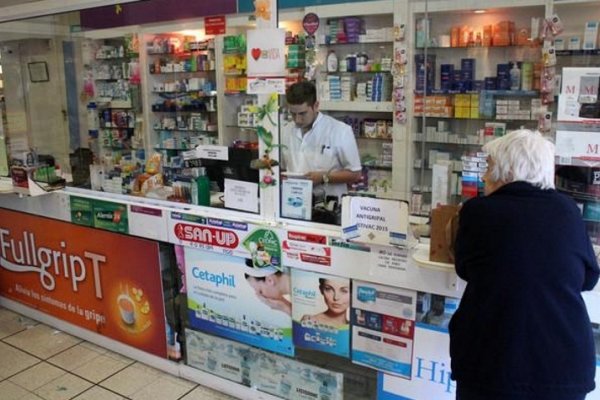 Farmacias esperan definiciones en el pago de la deuda del PAMI