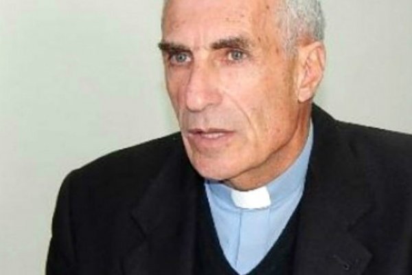 Cura expulsado por abusos: Mons. Santiago se puso a disposición de familiares de las víctimas