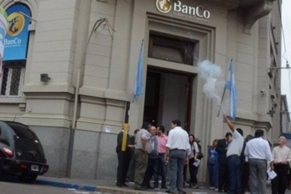 Corrientes: Bancarios suspendieron el paro previsto para el viernes 30