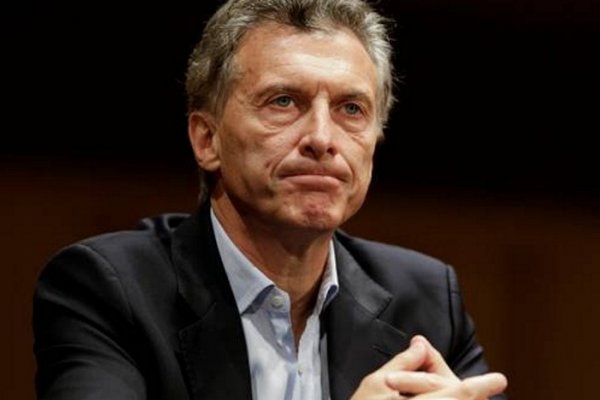 Agredieron el vehículo en el que viajaba Macri en Neuquén