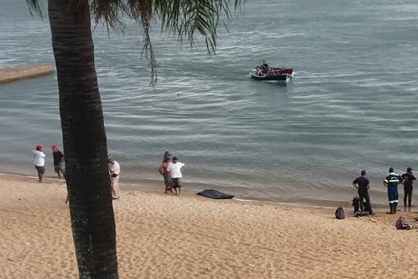 Hallaron el cuerpo del hombre que había ingresado a una zona no habilitada de playa en la Costanera