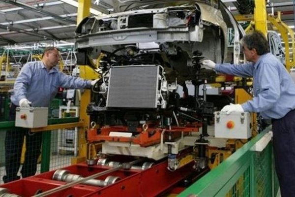 La producción automotriz cayó 10,2% en 2016