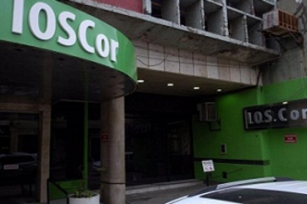 Trabajadores del IOSCor realizan este miércoles una asamblea