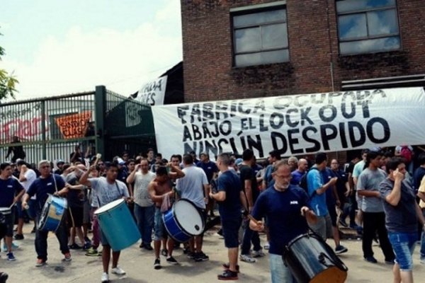 Los gráficos no se rinden y lanzan jornada de protesta contra Clarín