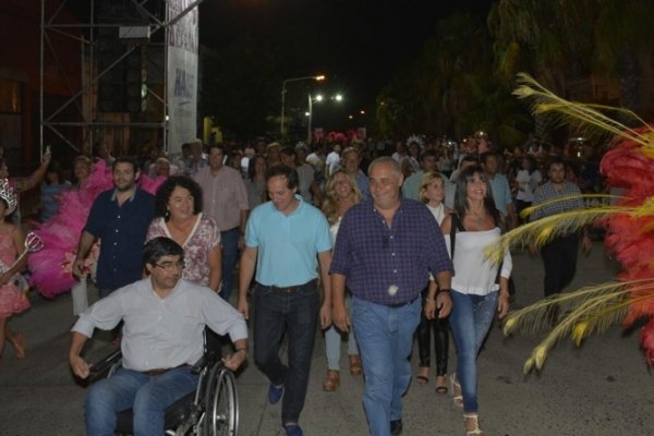 Corrientes: Fabián Ríos y Camau Espínola se mostraron juntos en el inicio de los Corsos Barriales