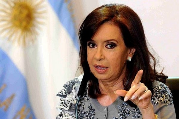 Cristina comparó la deuda del Correo con el pago a los buitres