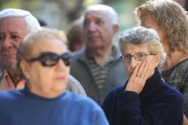 Jubilaciones, pensiones y asignaciones aumentan 12,65%