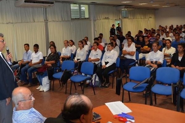 Curso de Oficiales 2017: 209 postulantes del interior rindieron el examen intelectual