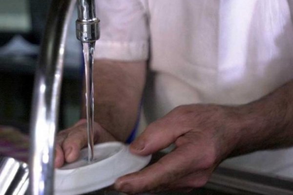 Tarifazo: Proyectan aumentar el agua un 22% y quitar subsidios