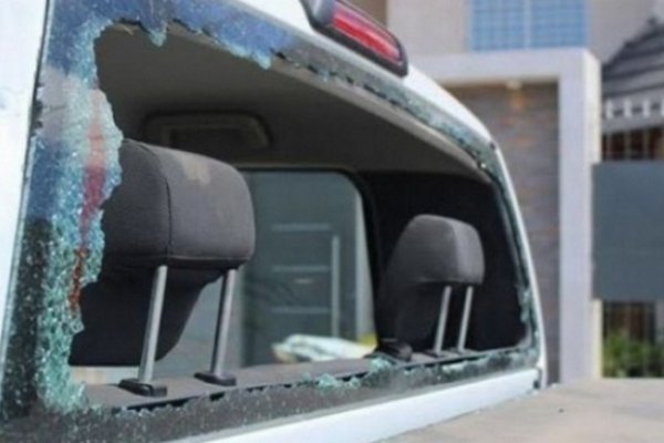 Violento ataque a la camioneta del ex Vicegobernador del Chaco