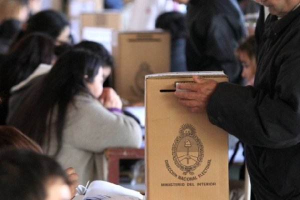 Corrientes: El 2 de julio se votarían legisladores provinciales y en octubre el gobernador