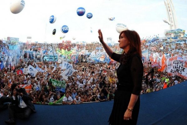 CFK lanzó el primer spot de su candidatura