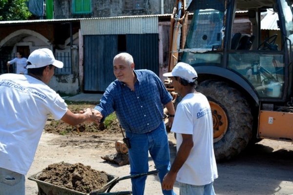 Ríos coordinó nuevos trabajos para consolidar las mejoras urbanas en el barrio San Marcos