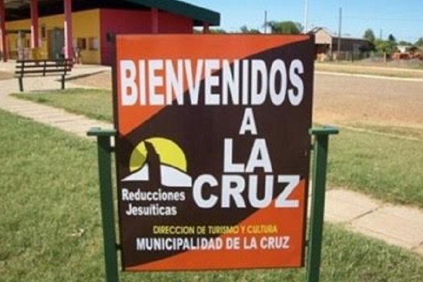 Corrientes: Vecinos echan a funcionarios municipales y los califican de sinvergüenzas