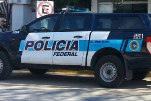 Megaoperativo de la Federal en distintos barrios de Corrientes