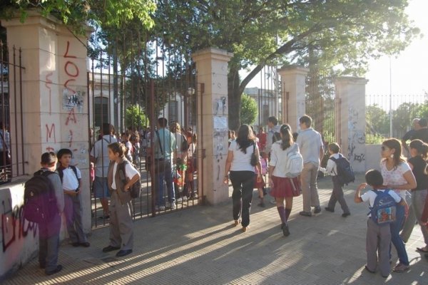 Corrientes: El Gobierno Provincial asegura que las clases estarán comenzando el próximo lunes